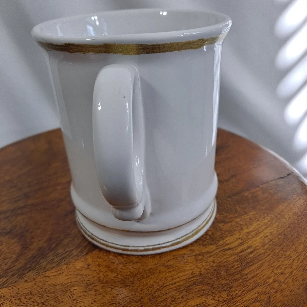 Williams Sonoma Gold Trim 16oz O Monogram Mug